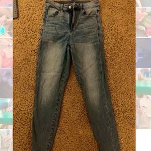 American Eagle blue jeans size 8
